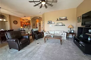 2793 Esmerelda Dr, Bullhead City, AZ 86429 - Photo 13