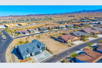 2605 Port Isabel Way, Bullhead City, AZ 86429 - Photo 11