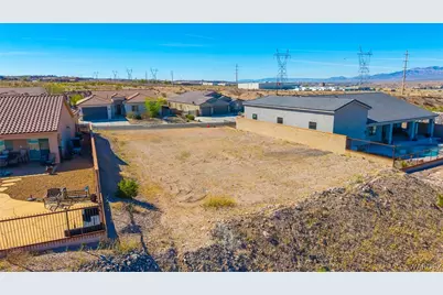 2605 Port Isabel Way, Bullhead City, AZ 86429 - Photo 13