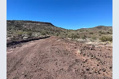 020 E Outlaw Canyon Road, Kingman, AZ 86401 - Photo 15