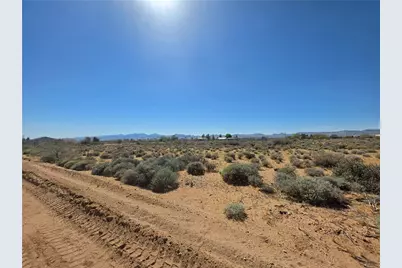 3855 N Salt Road, Golden Valley, AZ 86413 - Photo 1