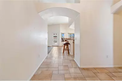 2070 E Sandtrap Lane, Fort Mohave, AZ 86426 - Photo 9