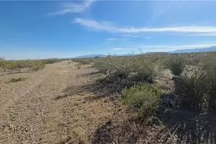 339-11-013 N N Escuela Rd, Golden Valley, AZ 86413 - Photo 1