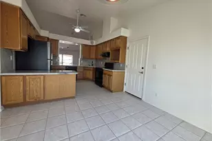 3477 Sunlamp Dr, Bullhead City, AZ 86429 - Photo 3