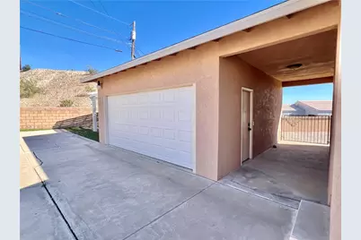 2262 Red Rock Road, Bullhead City, AZ 86442 - Photo 5