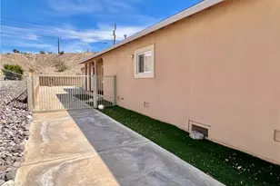 2262 Red Rock Rd, Bullhead City, AZ 86442 - Photo 13