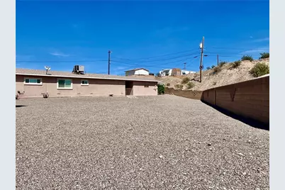 2262 Red Rock Road, Bullhead City, AZ 86442 - Photo 9