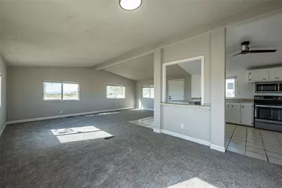 860 S Derby Circle, Golden Valley, AZ 86413 - Photo 21