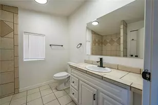 860 S Derby Cir, Golden Valley, AZ 86413 - Photo 13