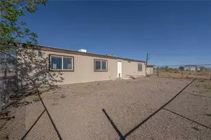 860 S Derby Cir, Golden Valley, AZ 86413 - Photo 31
