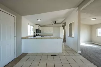 860 S Derby Circle, Golden Valley, AZ 86413 - Photo 19