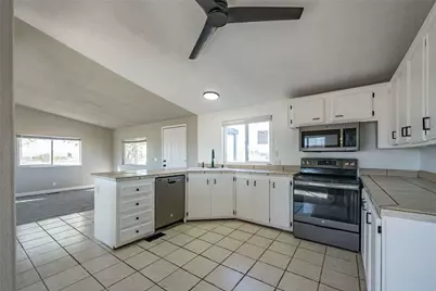 860 S Derby Circle, Golden Valley, AZ 86413 - Photo 23