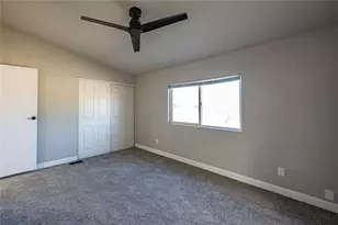 860 S Derby Cir, Golden Valley, AZ 86413 - Photo 9