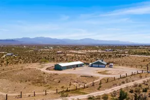 1464 S Dragoon Rd, Golden Valley, AZ 86413 - Photo 41