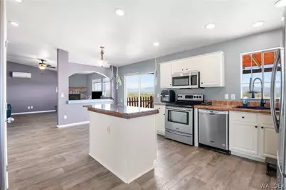 1464 S Dragoon Road, Golden Valley, AZ 86413 - Photo 9