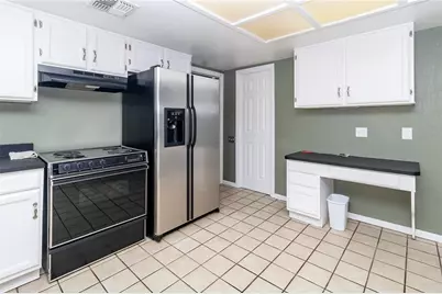 8286 S Smoketree Lane, Mohave Valley, AZ 86440 - Photo 9