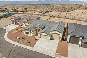 2339 Raven Ct, Bullhead City, AZ 86442 - Photo 13