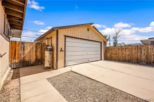811 Safari Dr, Bullhead City, AZ 86442 - Photo 25