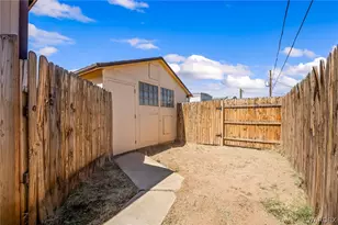 811 Safari Dr, Bullhead City, AZ 86442 - Photo 31
