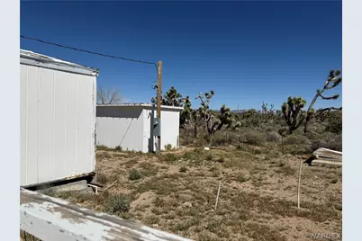 18516 N Squaw Drive, Dolan Springs, AZ 86441 - Photo 19