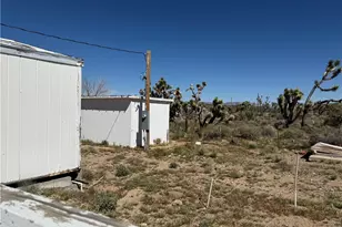 18516 N Squaw Dr, Dolan Springs, AZ 86441 - Photo 19