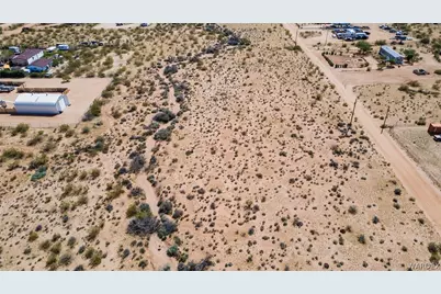 306-04-043B N Santa Cruz Road, Golden Valley, AZ 86413 - Photo 11