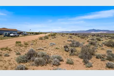 306-04-043B N Santa Cruz Road, Golden Valley, AZ 86413 - Photo 9