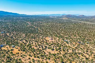 10374 E Happy Trails Rd, Kingman, AZ 86401 - Photo 65