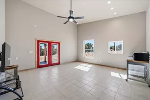 10374 E Happy Trails Rd, Kingman, AZ 86401 - Photo 25