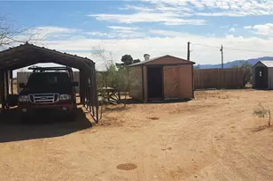 1620 S San Pedro Rd, Golden Valley, AZ 86413 - Photo 17