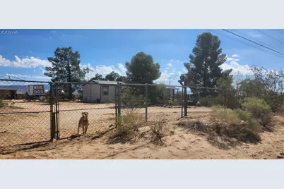 1620 S San Pedro Road, Golden Valley, AZ 86413 - Photo 1