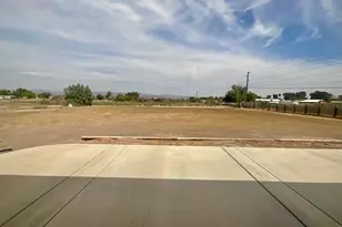 1834 E Vista Dr, Mohave Valley, AZ 86440 - Photo 31
