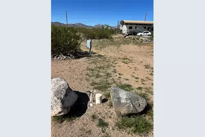 3614 N Escuela Road, Golden Valley, AZ 86413 - Photo 23