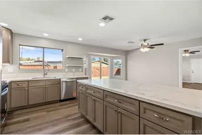 1869 Riviera Boulevard, Bullhead City, AZ 86442 - Photo 25