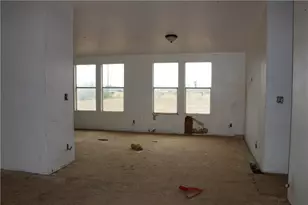 5174 W Burro Dr, Golden Valley, AZ 86413 - Photo 9