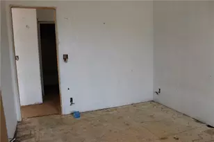 5174 W Burro Dr, Golden Valley, AZ 86413 - Photo 33