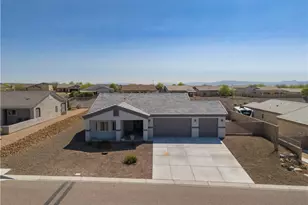 2644 Slide Mountain Loop, Bullhead City, AZ 86442 - Photo 3