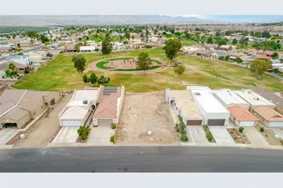 1593 Country Club Way, Bullhead City, AZ 86442 - Photo 11