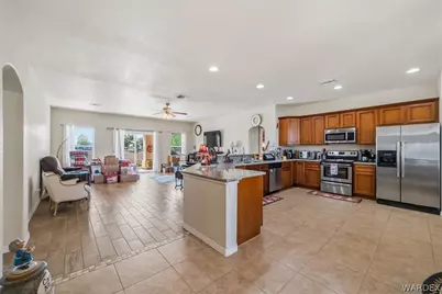 38 Cypress Point Drive, Mohave Valley, AZ 86440 - Photo 7