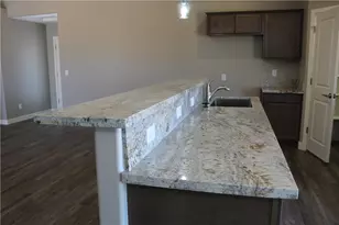 6048 W Shipp Dr, Golden Valley, AZ 86413 - Photo 11