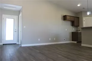 6048 W Shipp Dr, Golden Valley, AZ 86413 - Photo 9