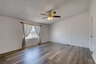 693 Horse Mesa Rd, Golden Valley, AZ 86413 - Photo 25