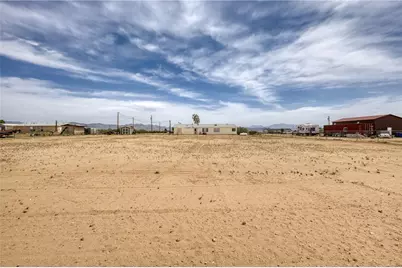 693 Horse Mesa Road, Golden Valley, AZ 86413 - Photo 47