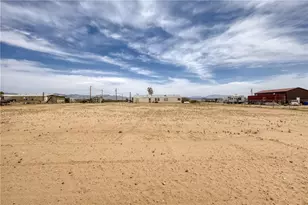 693 Horse Mesa Rd, Golden Valley, AZ 86413 - Photo 47