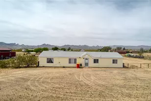 693 Horse Mesa Rd, Golden Valley, AZ 86413 - Photo 5