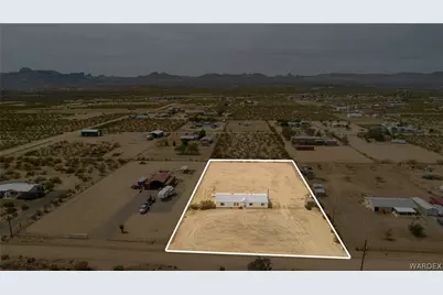 693 Horse Mesa Road, Golden Valley, AZ 86413 - Photo 3