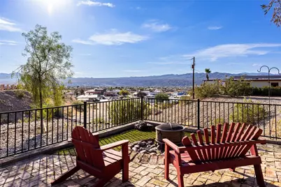 1718 Hilltop Circle, Bullhead City, AZ 86442 - Photo 31