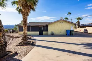 1718 Hilltop Cir, Bullhead City, AZ 86442 - Photo 39