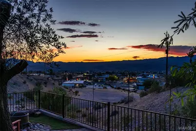 1718 Hilltop Circle, Bullhead City, AZ 86442 - Photo 55