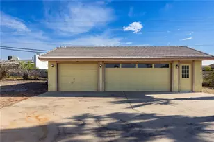 1718 Hilltop Cir, Bullhead City, AZ 86442 - Photo 37